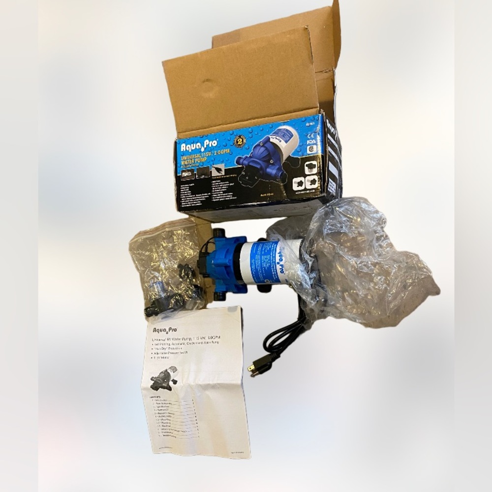 Aqua pro universal 115v/3.0 gum water pump self priming brand new NIB